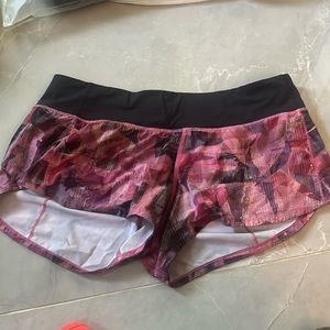 Lululemon speed shorts- size 6